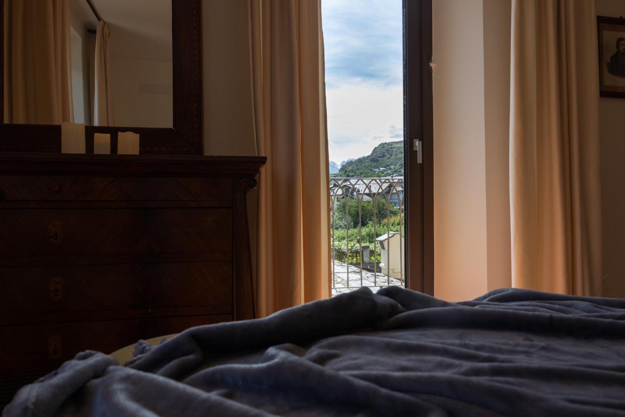 Manor House Leilighet Aosta Eksteriør bilde